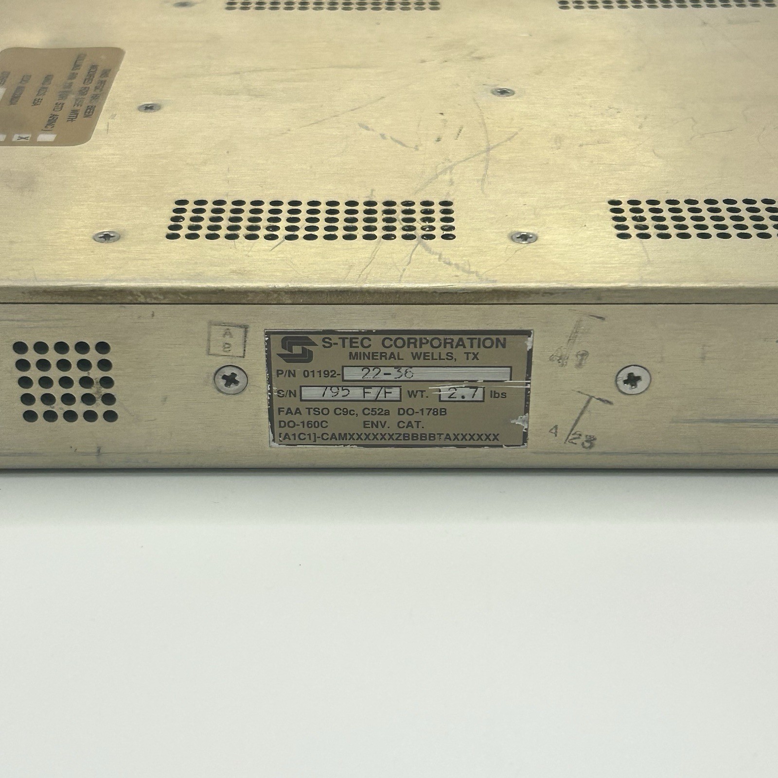 S-TEC 30/50/55X AUTOPILOT COMPUTER P/N 01192-22-36 + TRAY + CONNECTORS 14V PARTS