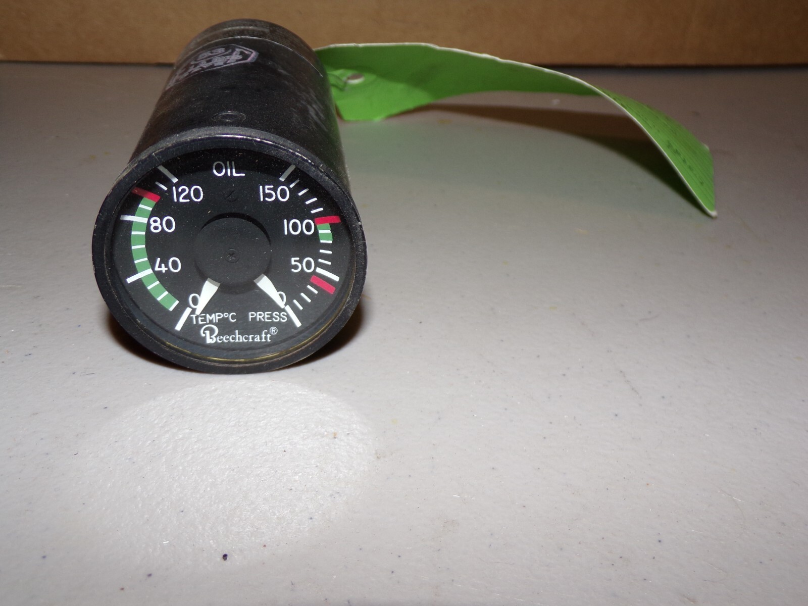 Aircraft Oil Pressure and Temp Gauge Beechcraft 100-384058-3 Weston Instruments