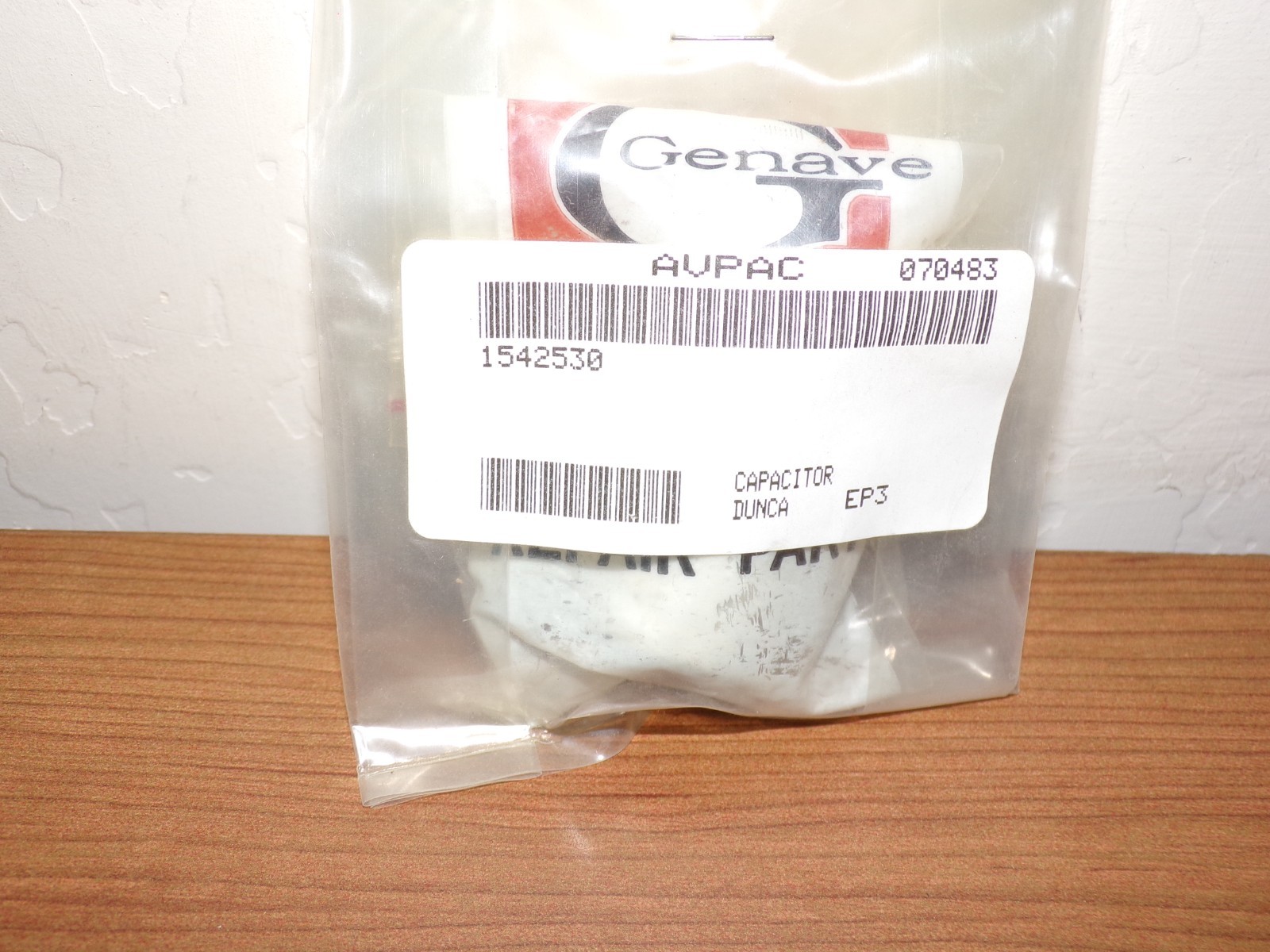 Genave Capacitor 1542530