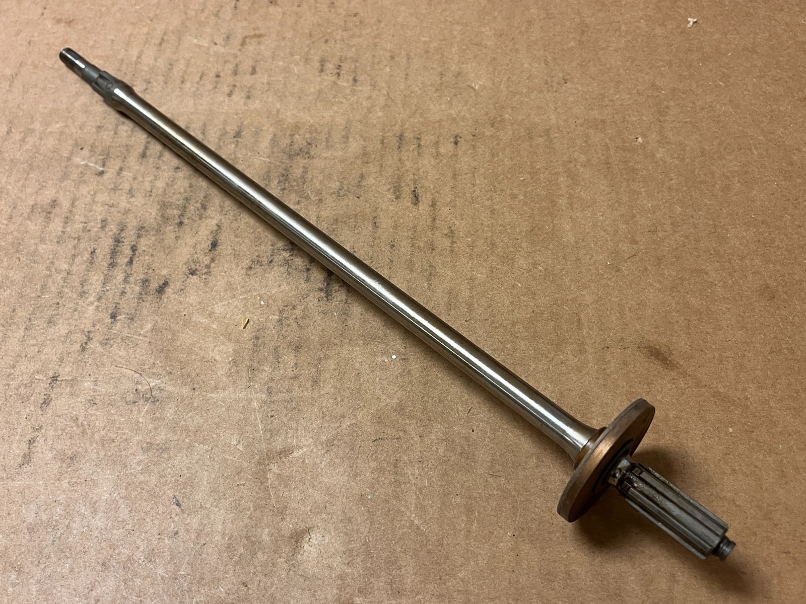 Lucas Aerospace Gear Box Shaft Assembly P/N G300-365 New
