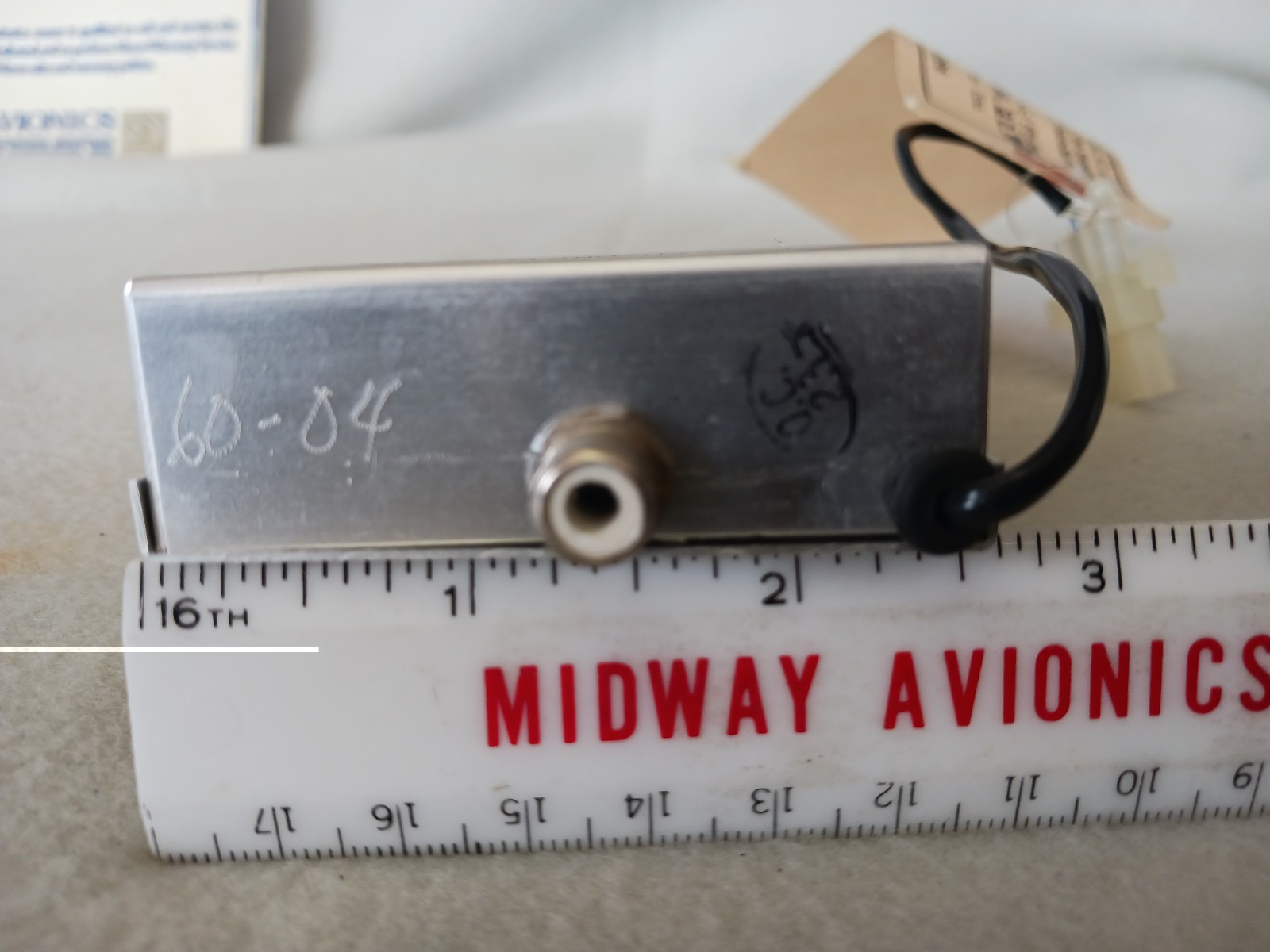 GENAVE DELTA 303 MARKER BEACON RECEIVER NEW w/Spare Installation Parts