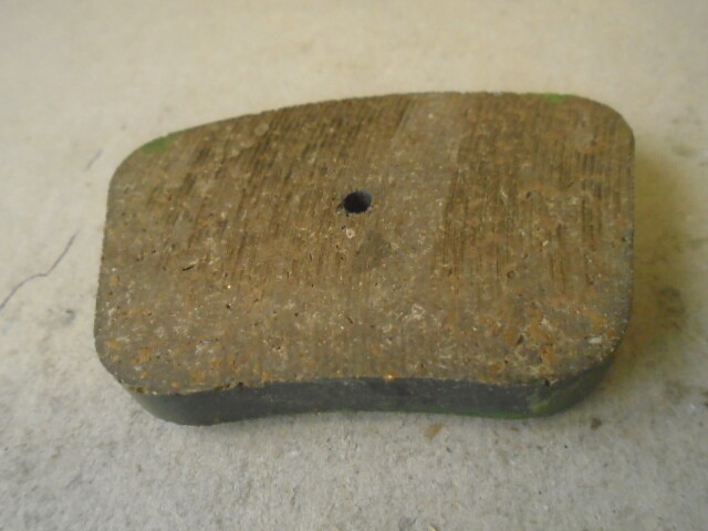 2 EA NOS GOODYEAR BRAKE PADS FOR UNKNOWN VINTAGE AIRCRAFT P/N: 9523152