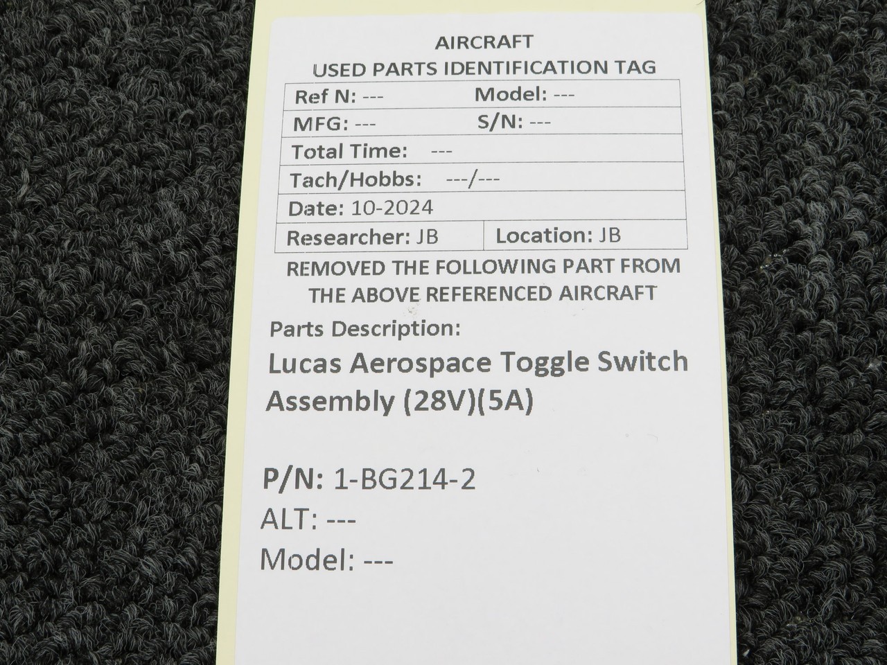 1-BG214-2 Lucas Aerospace Toggle Switch Assembly (28V)(5A)