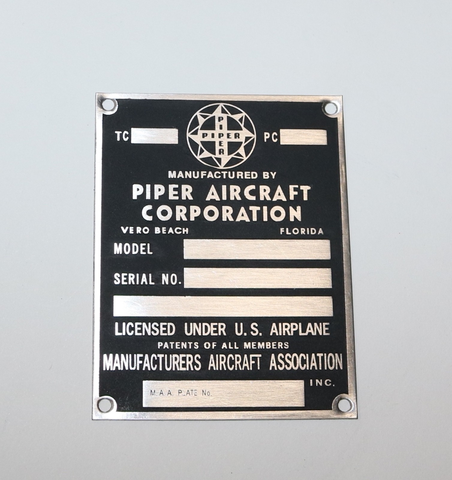 Piper Plate, Vero Beach, PA24, PA28, PA31 ………