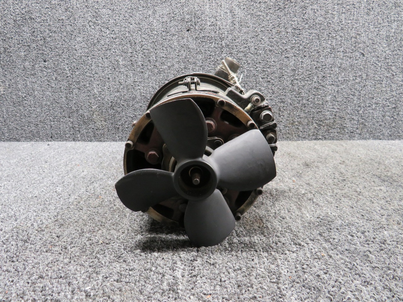 23069-015, 23070-320 Lucas & Lear Siegler Starter Generator w Magnet (Worn Unit)