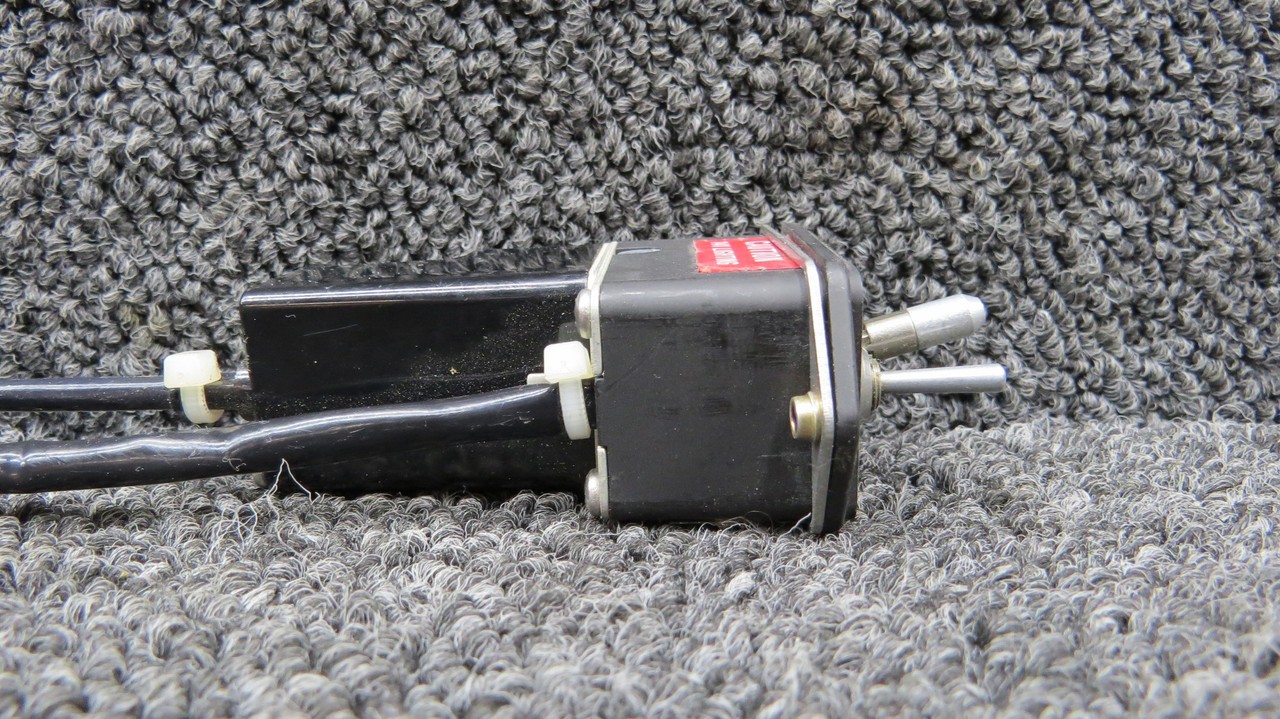 071-1242-05 Bendix King KA-51B Slaving Accessory Switch (Volts: 14)