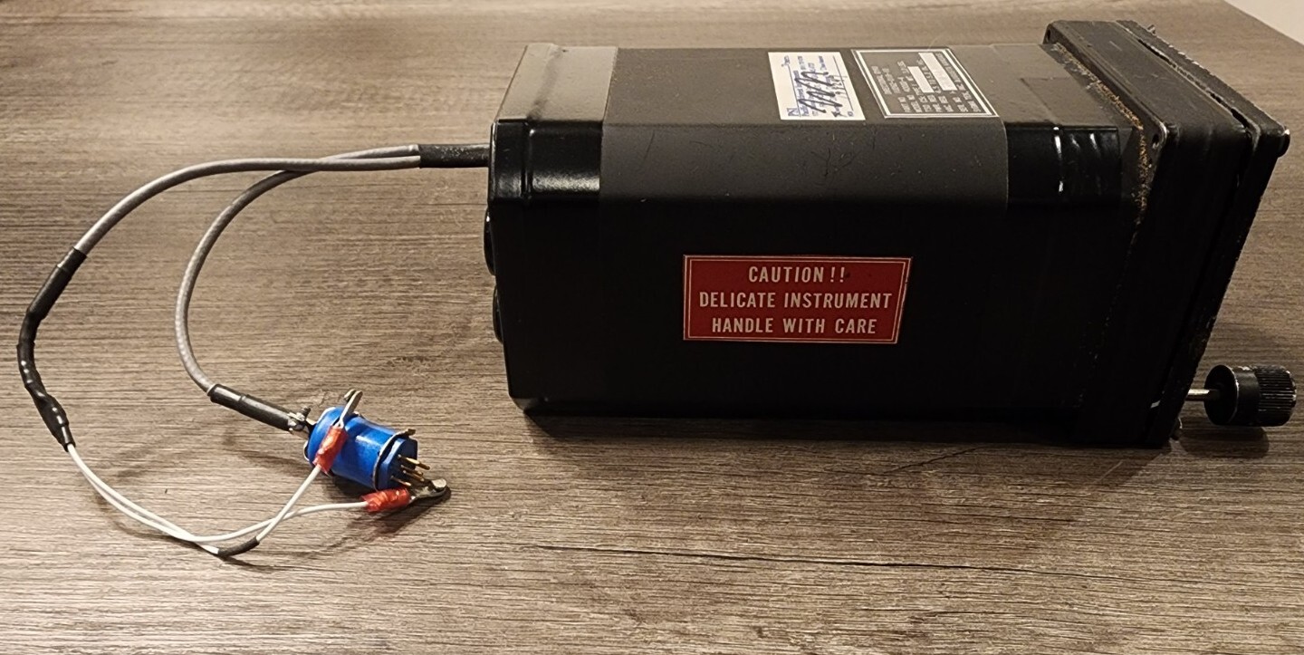 Sigma Tek 4000D-4 DIRECTIONAL GYRO P/N: 1U262-018-10 W/ 60 Day Warranty