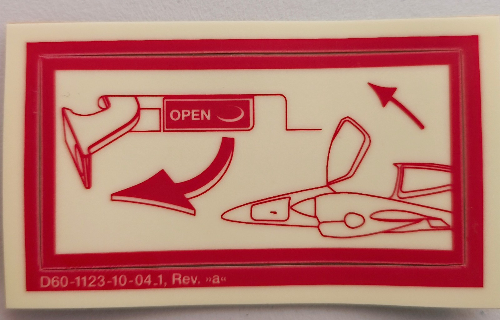 Diamond Aircraft DA42 Twin Star D60-112310-04_1 Locking hood outside placard