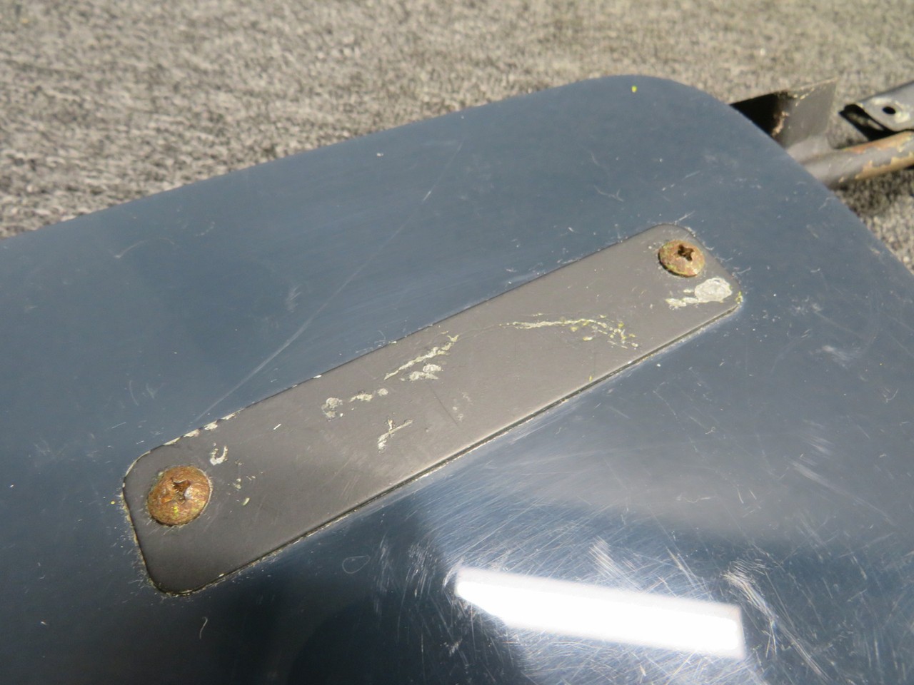 65866-004 (Alt: 453-026) Piper PA28-235 Sun Visor with Rod (Worn)