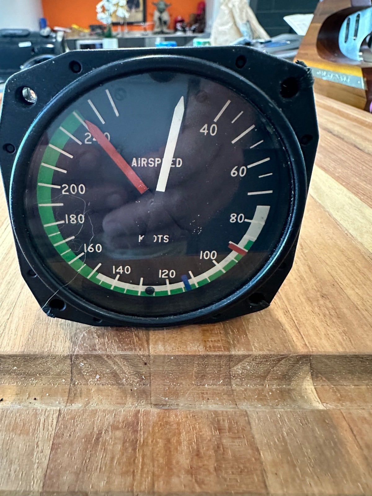 PIPER AW2829AE02 (Alt: 50099-4-2) US Gauge Max Allowable Airspeed Indicator