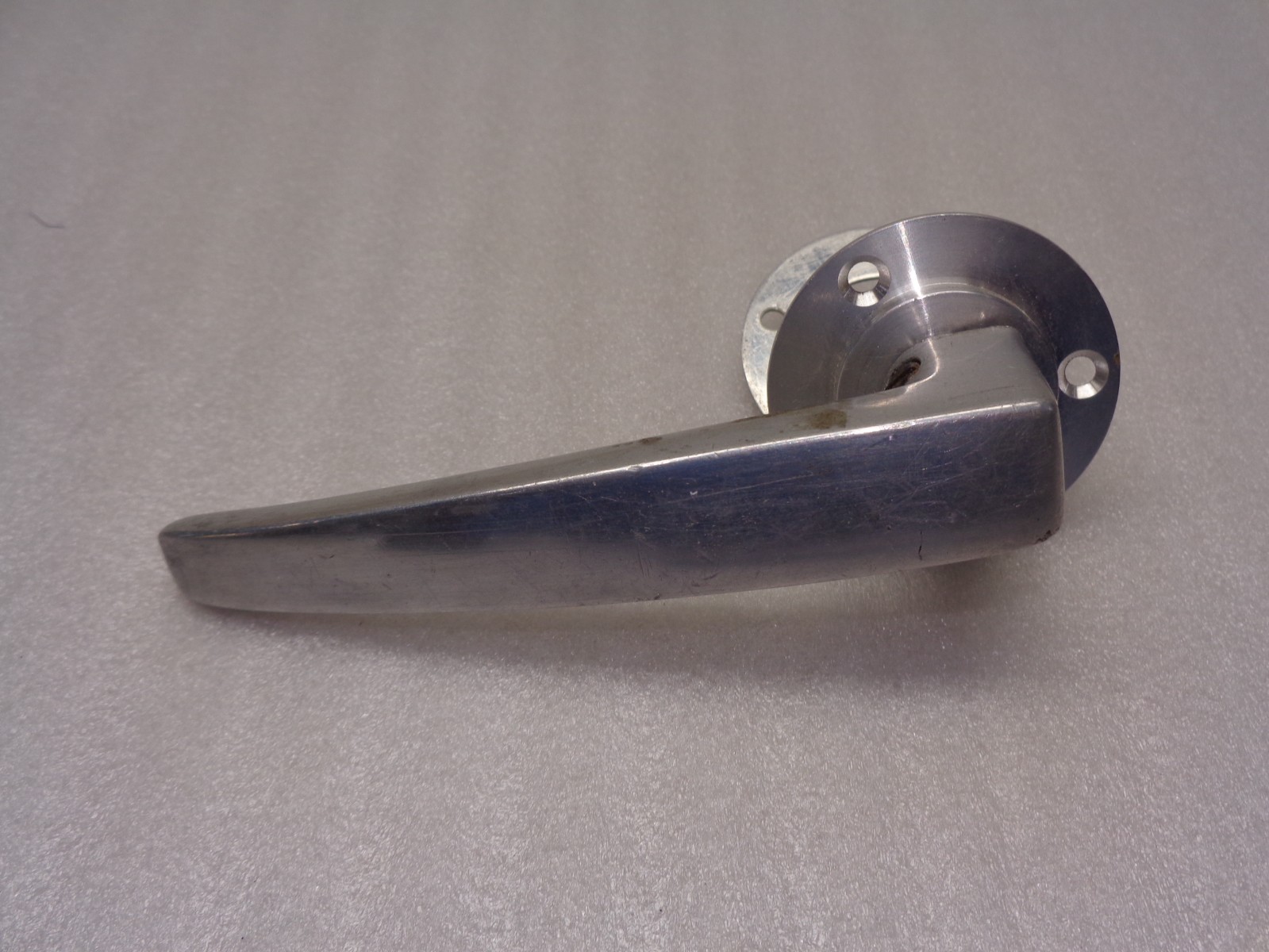 DHC-2 BEAVER ADAMS RITE REAR DOOR HANDLE ASSY AR33T1 W/ AR38-3 ESCUTCHEON