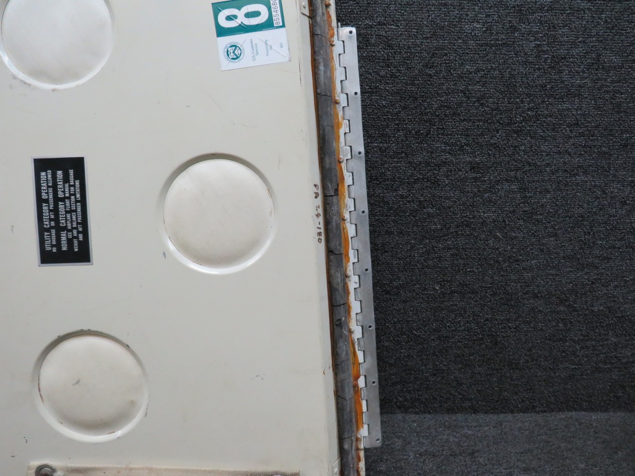 66793-010 Piper PA28-180 Baggage Door Assembly (Striped)