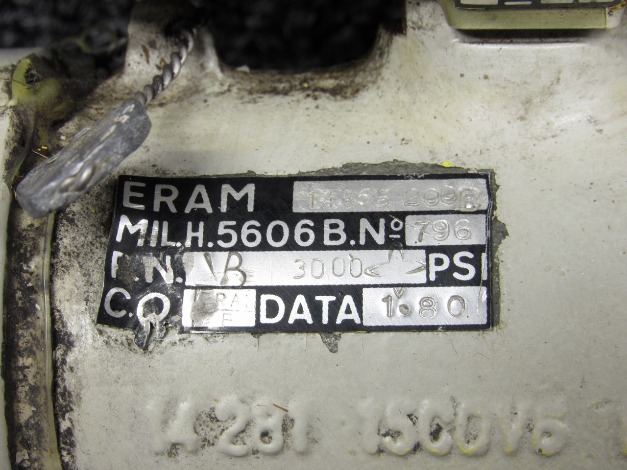 14365-200B Embraer 110P1 Main Landing Gear Actuator Assembly