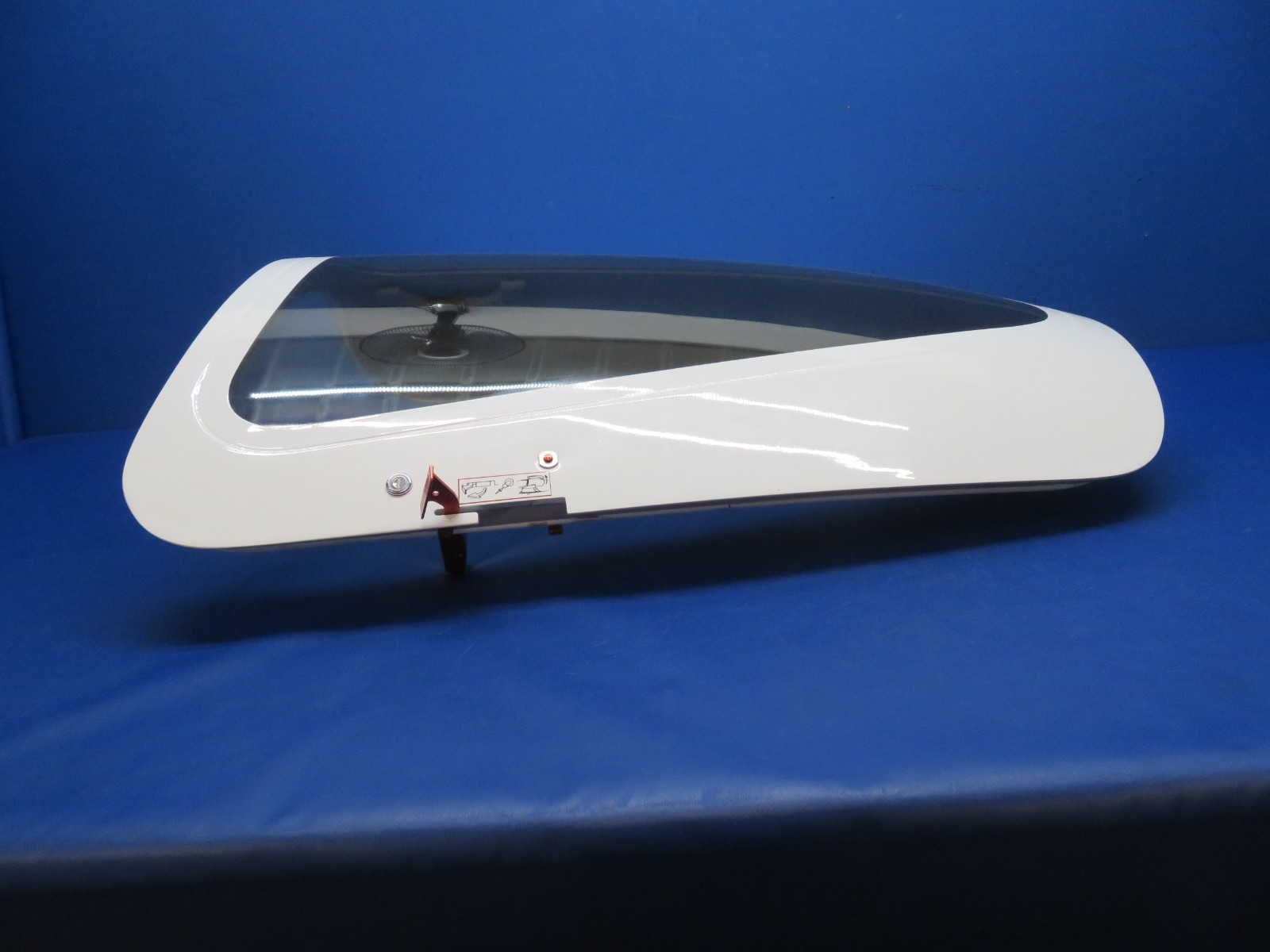 Diamond DA-40 Passenger Door P/N DA4-5221-00-00_04 NO KEY (0526-420)