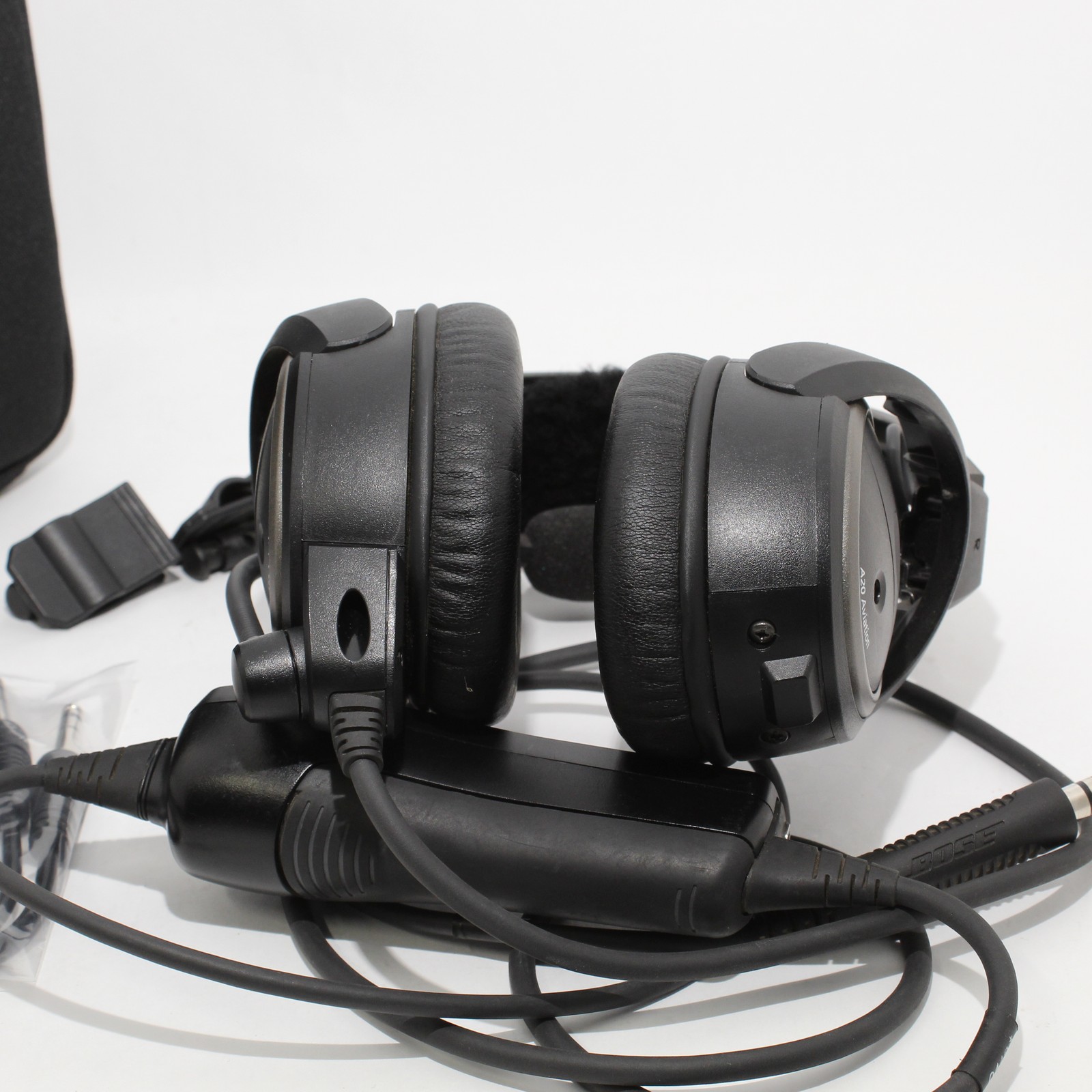 Very Good Bose A20 Bluetooth Headset – U-174 Plug w/ Dual GA Adapter BUNDLE