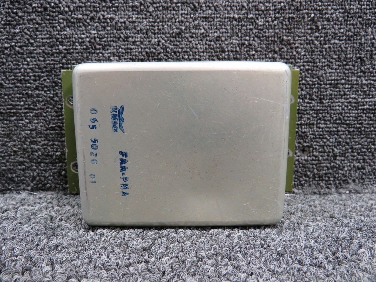 065-5020-01 King Radio KA-142 Trim Adapter with Mount