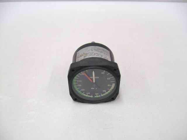 U.S. Gauge AW2829AE02 Airspeed Indicator – 40-260 knots – Piper Cheyenne II