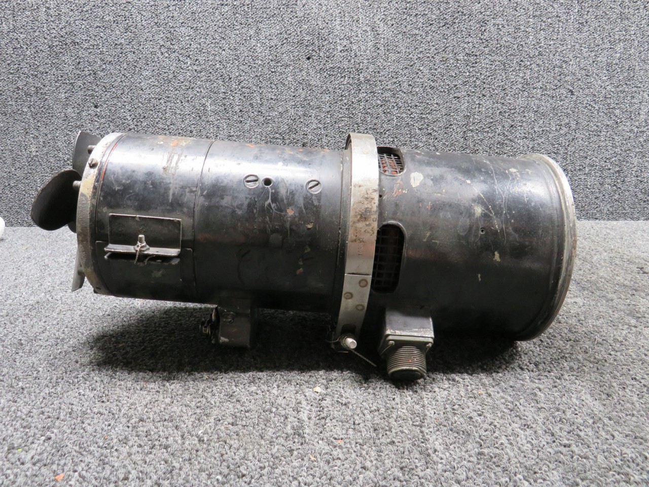 23069-015, 23070-320 Lucas & Lear Siegler Starter Generator w Magnet (Worn Unit)