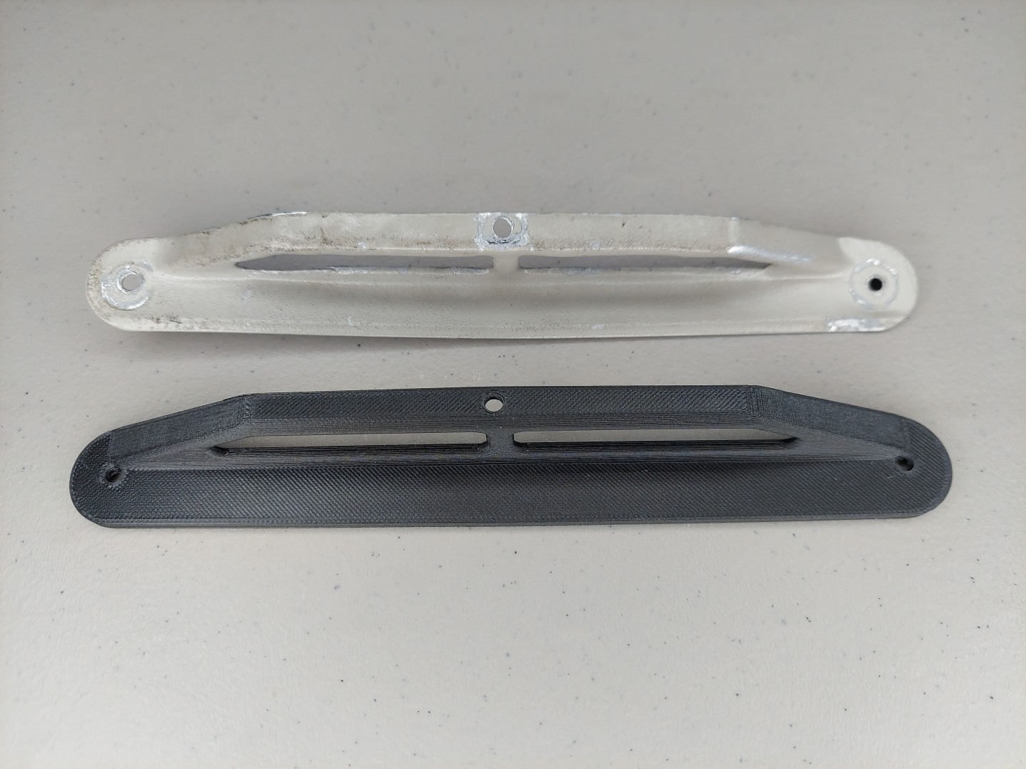 Cessna 172 Cabin Heat Vent Trim P/N: 0515020-1, 0700105-28
