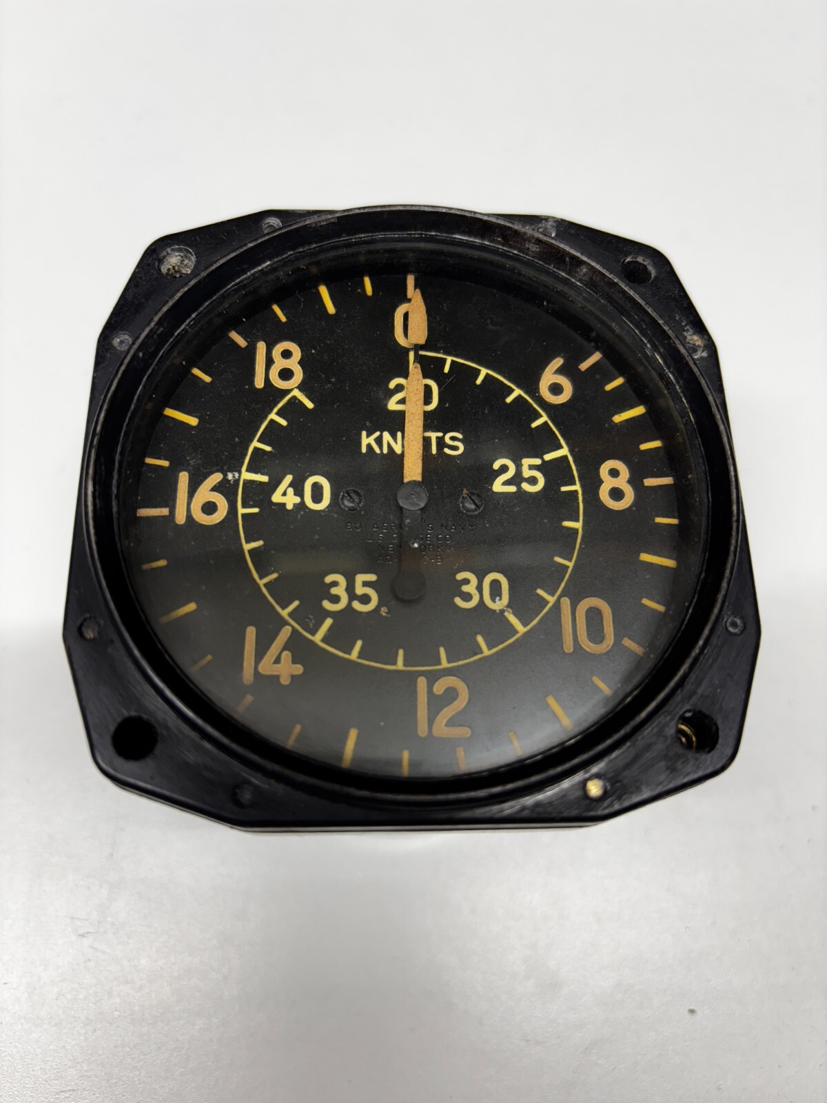 US. Gauge WW2 Airspeed Indicator PN AW-2 3/4-20-B, 0-430 Kts