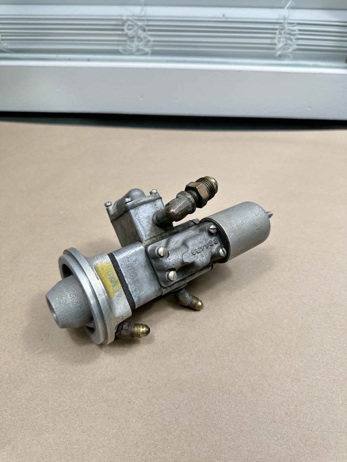 TCM Continental Fuel Pump 632818-11 (D2867)