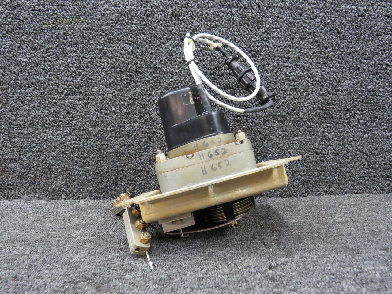 1C785-2-903 Century Flight Systems Roll Servo