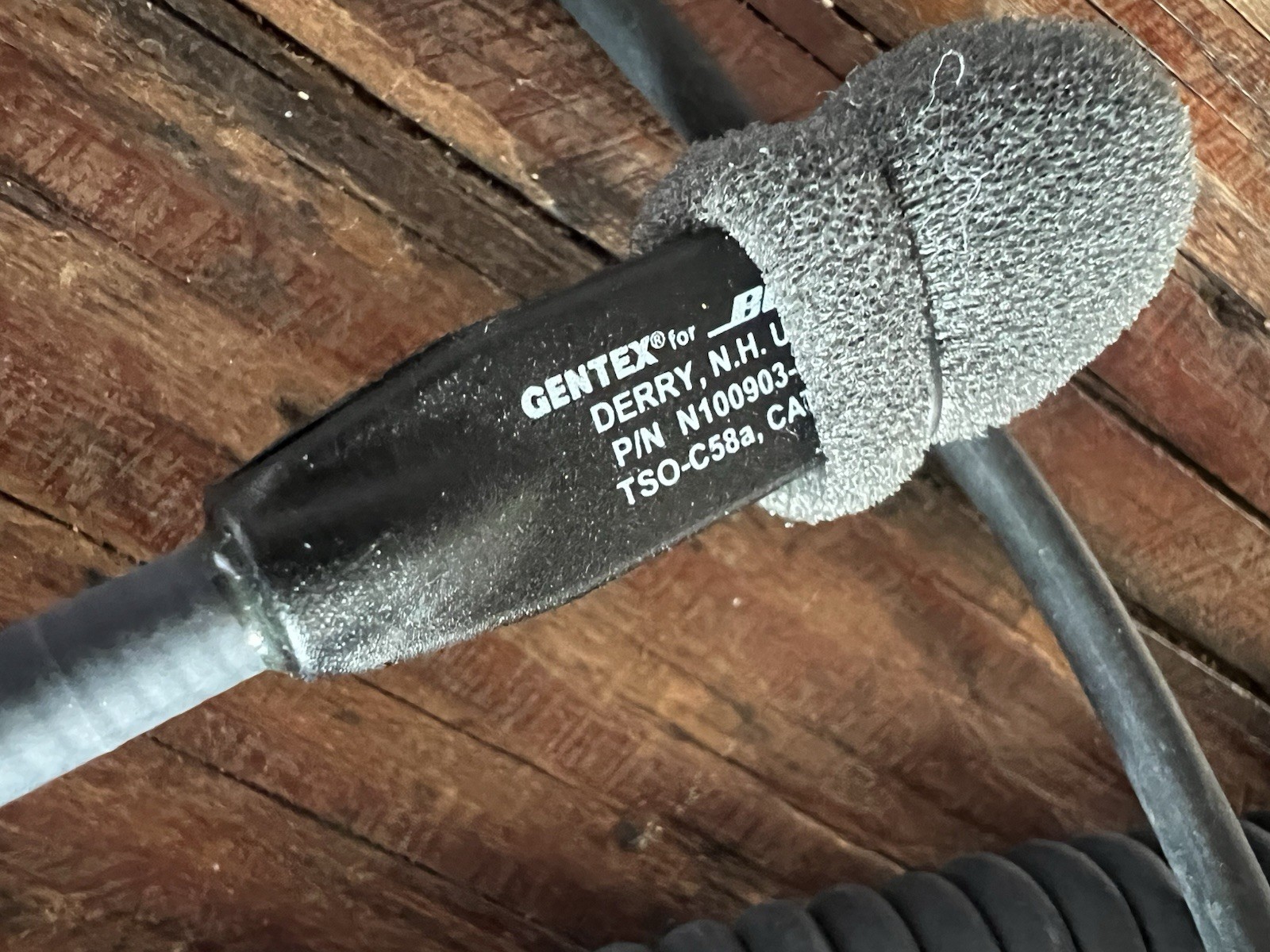 BOSE Aviation Headset X Model AHX-05 – needs new ear foam