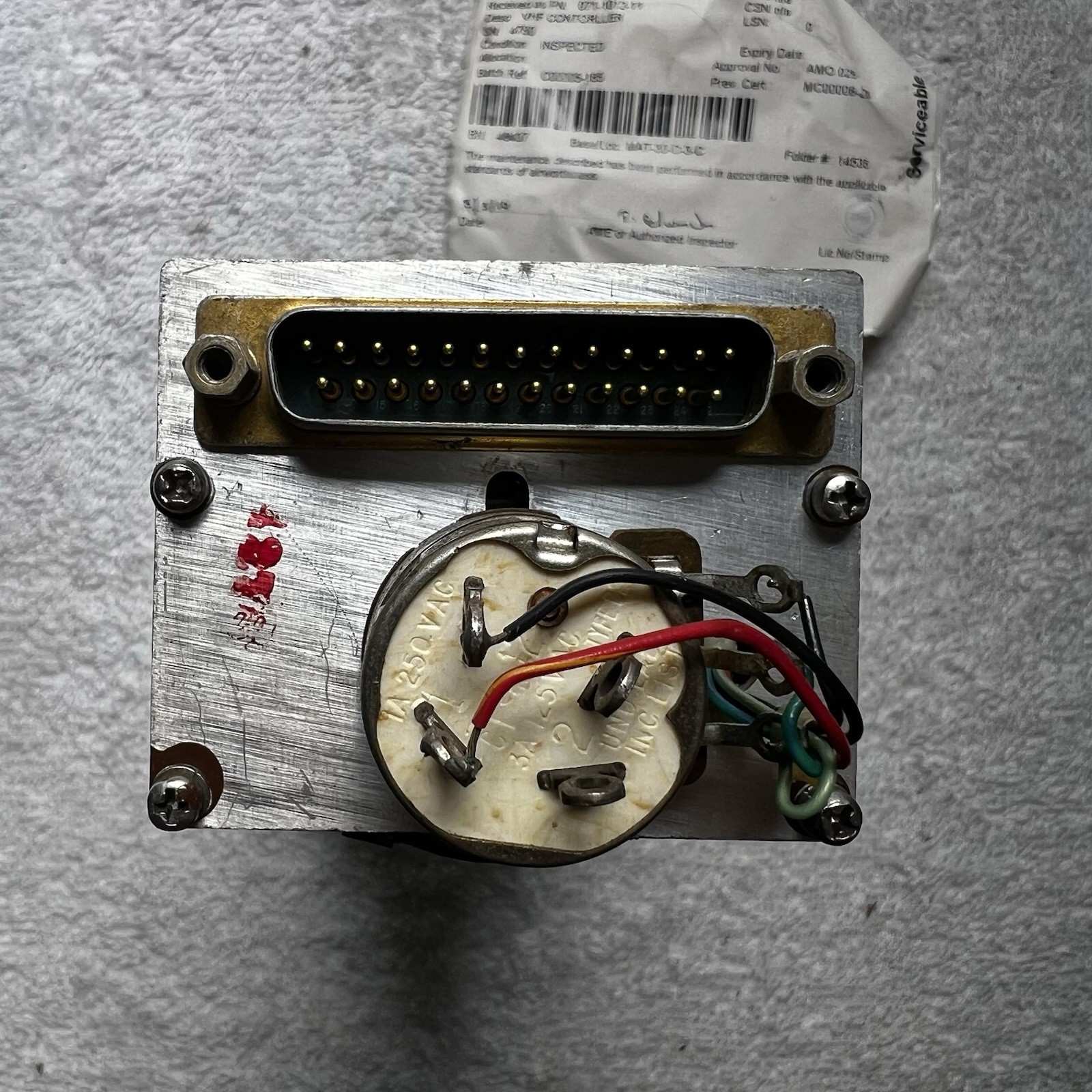 071-1012-11 King Radio KFS-590B VHF Communication Controller