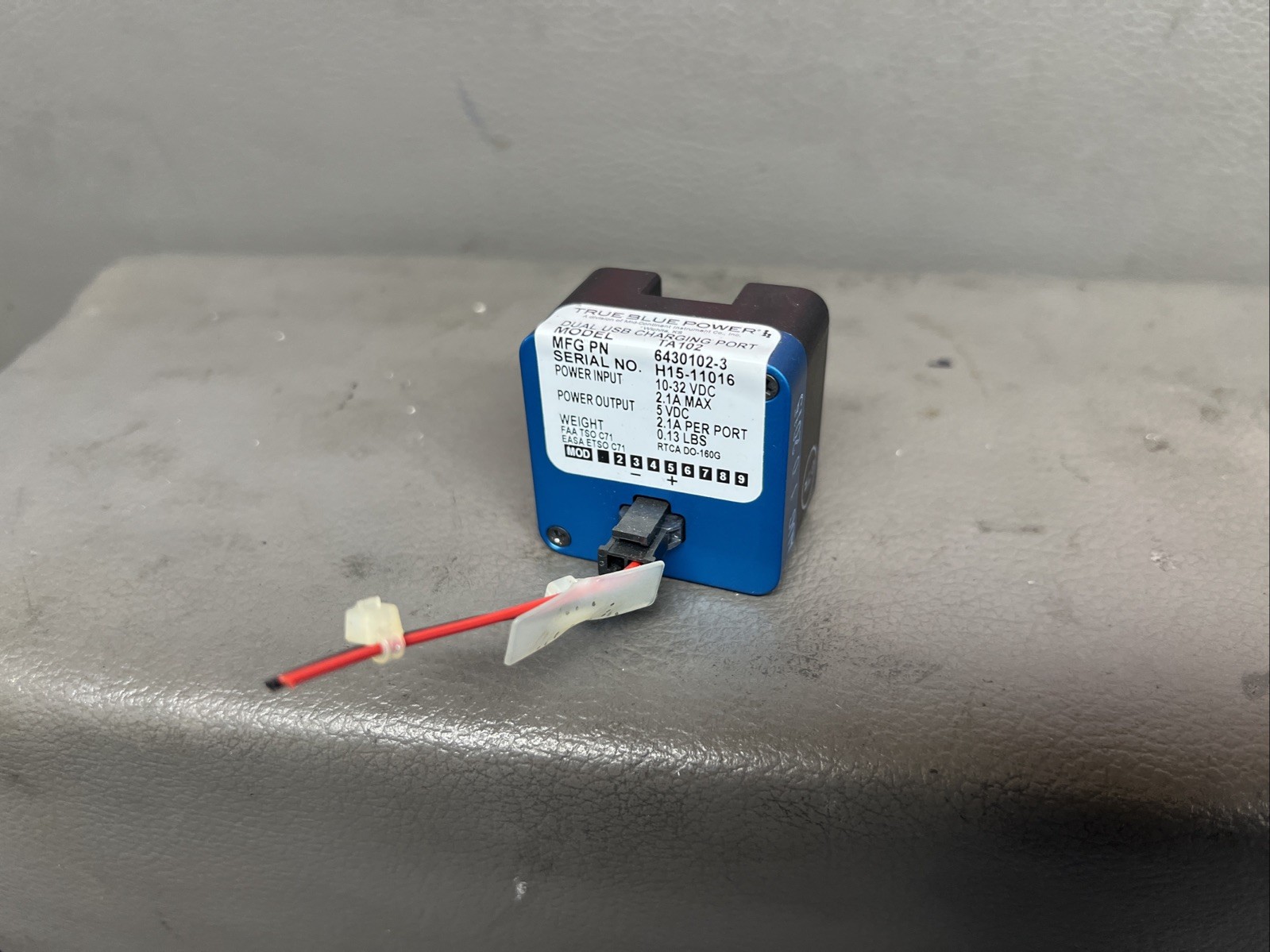 Mid Continent 6430102-3 True Blue USB Dual Charger W/ Connector 10/32V TA102