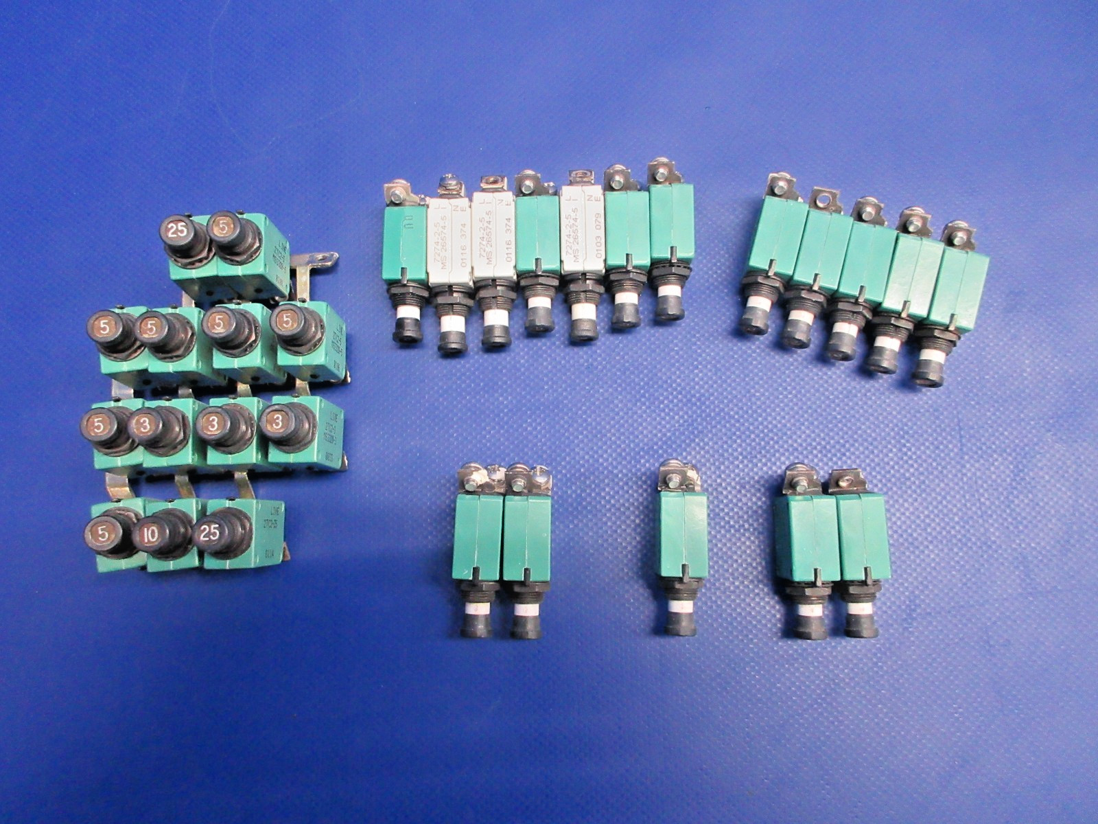 Diamond DA-40 Klixon Circuit Breaker LOT P/N MS26574-5 (0626-839)