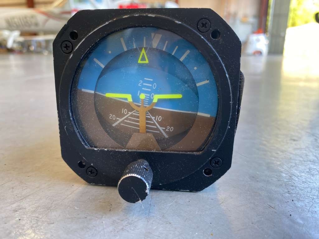 Rc Allen RCA22-7 Horizon Gyro Indicator P/N 102-0041-04