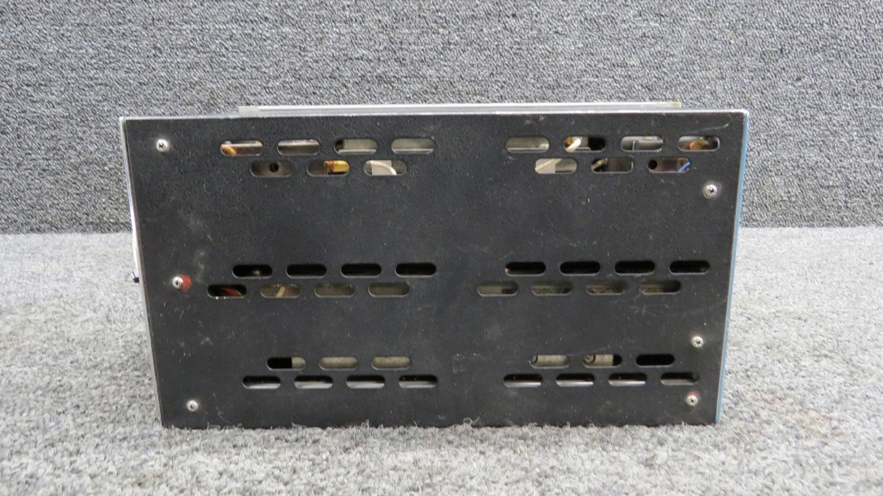 066-1029-00-01 King Radio KN-65 DME Processor with Tray and Mods (Volts: 14-28)