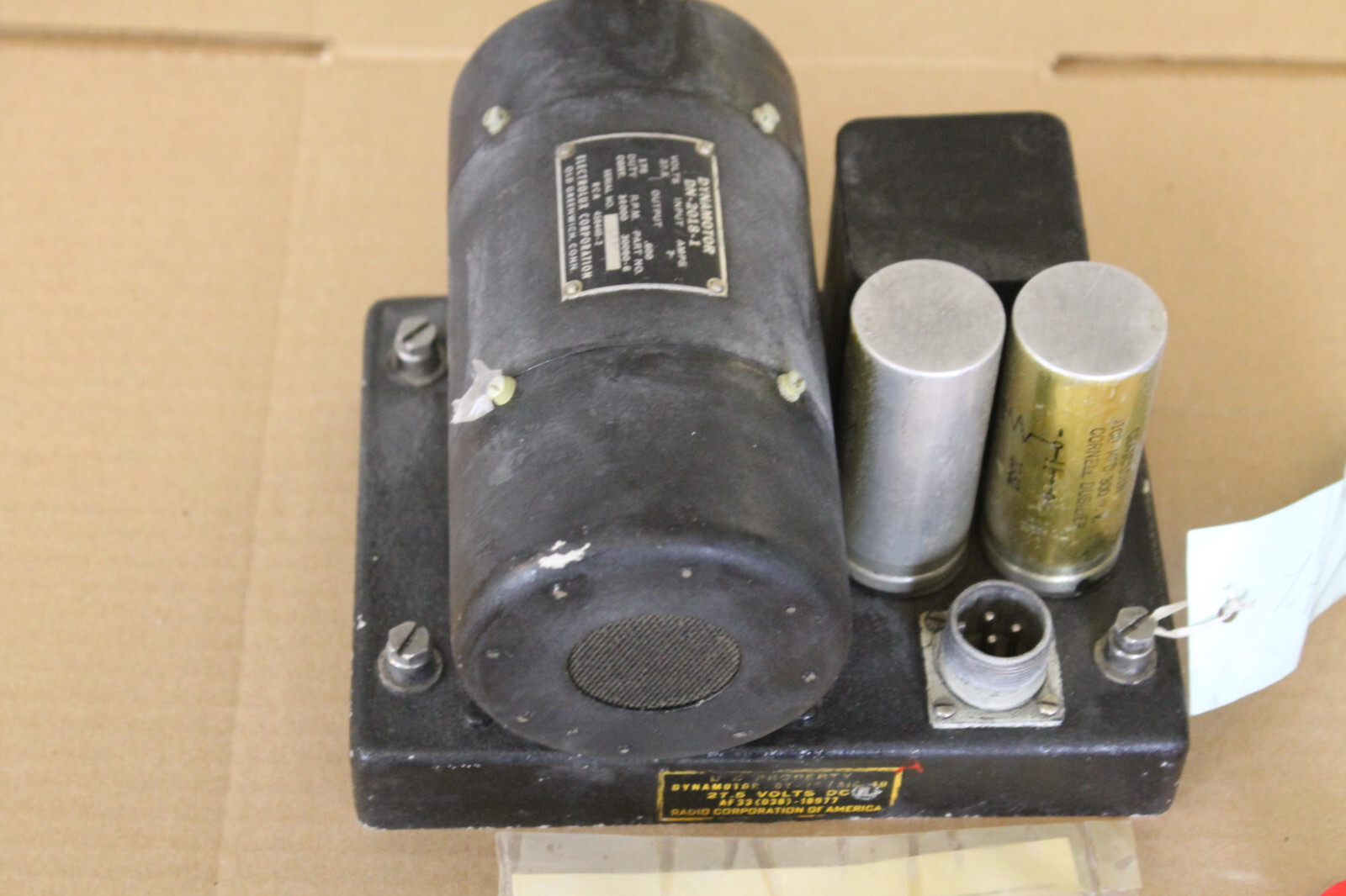 RCA DY-76/ AIC-10 27.5 VDC DYNAMOTOR UNIT