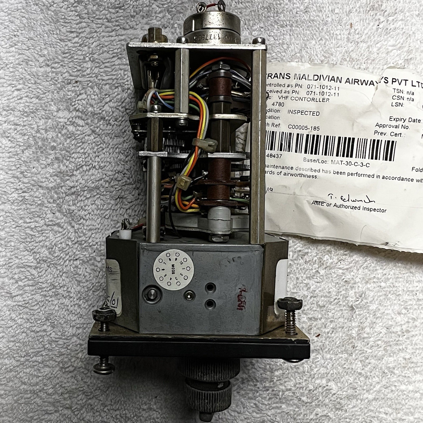 071-1012-11 King Radio KFS-590B VHF Communication Controller