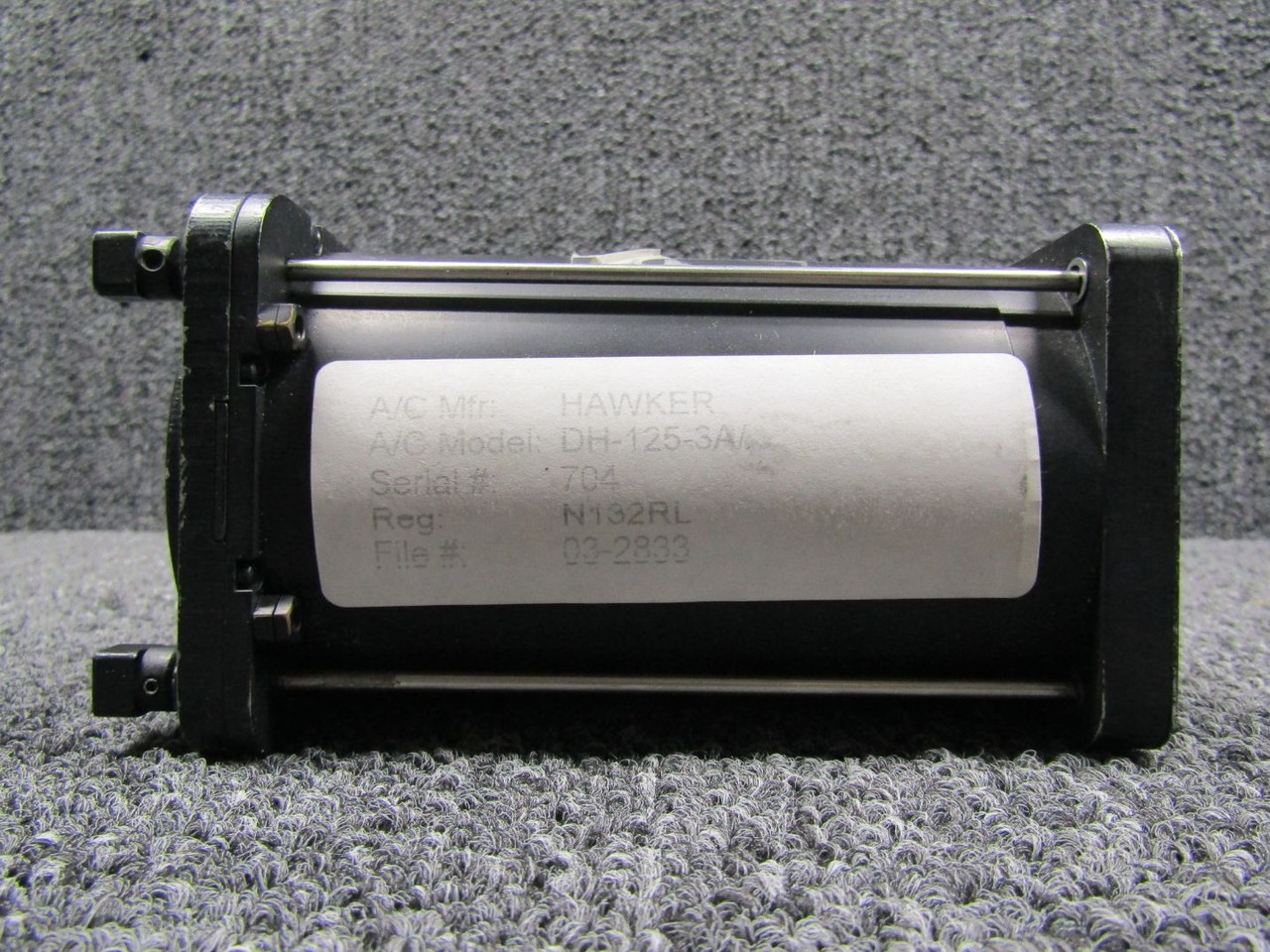 2107DA-B-6 Aeronetics Radio Magnetic Indicator (Volts: 26) (Discolored Face)