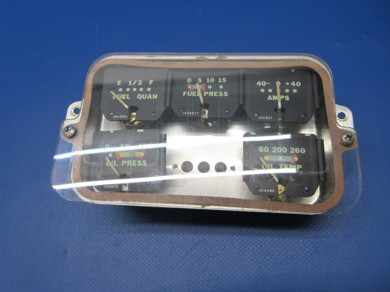 Piper PA-24-250 Instrument Cluster P/N 764-904 (0725-1315)