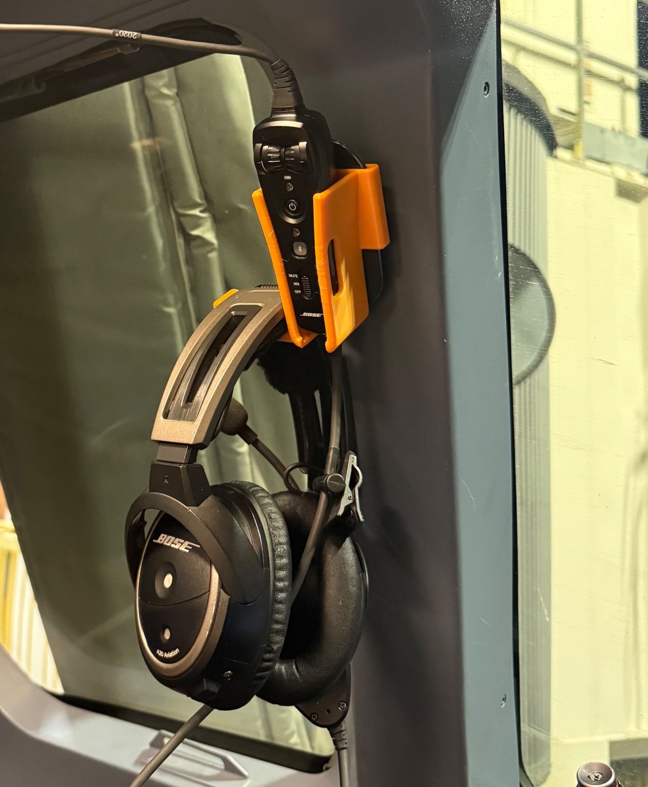 Bose A20 Headset Holder Airbus Cockpit Mount Pilot Gear Vent & Pillar Options