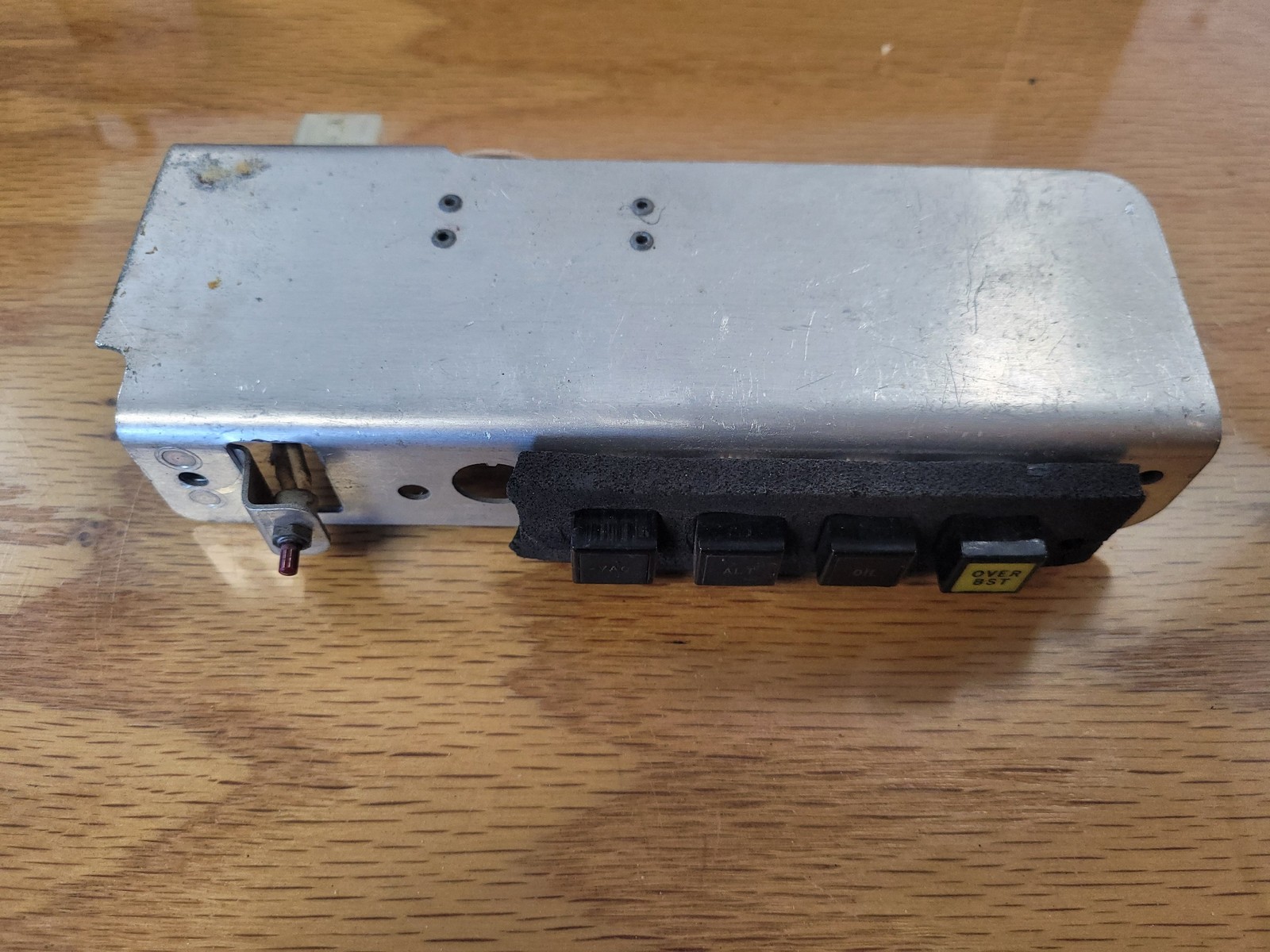 Bellanca Cruisair Engine Annunciator Lights