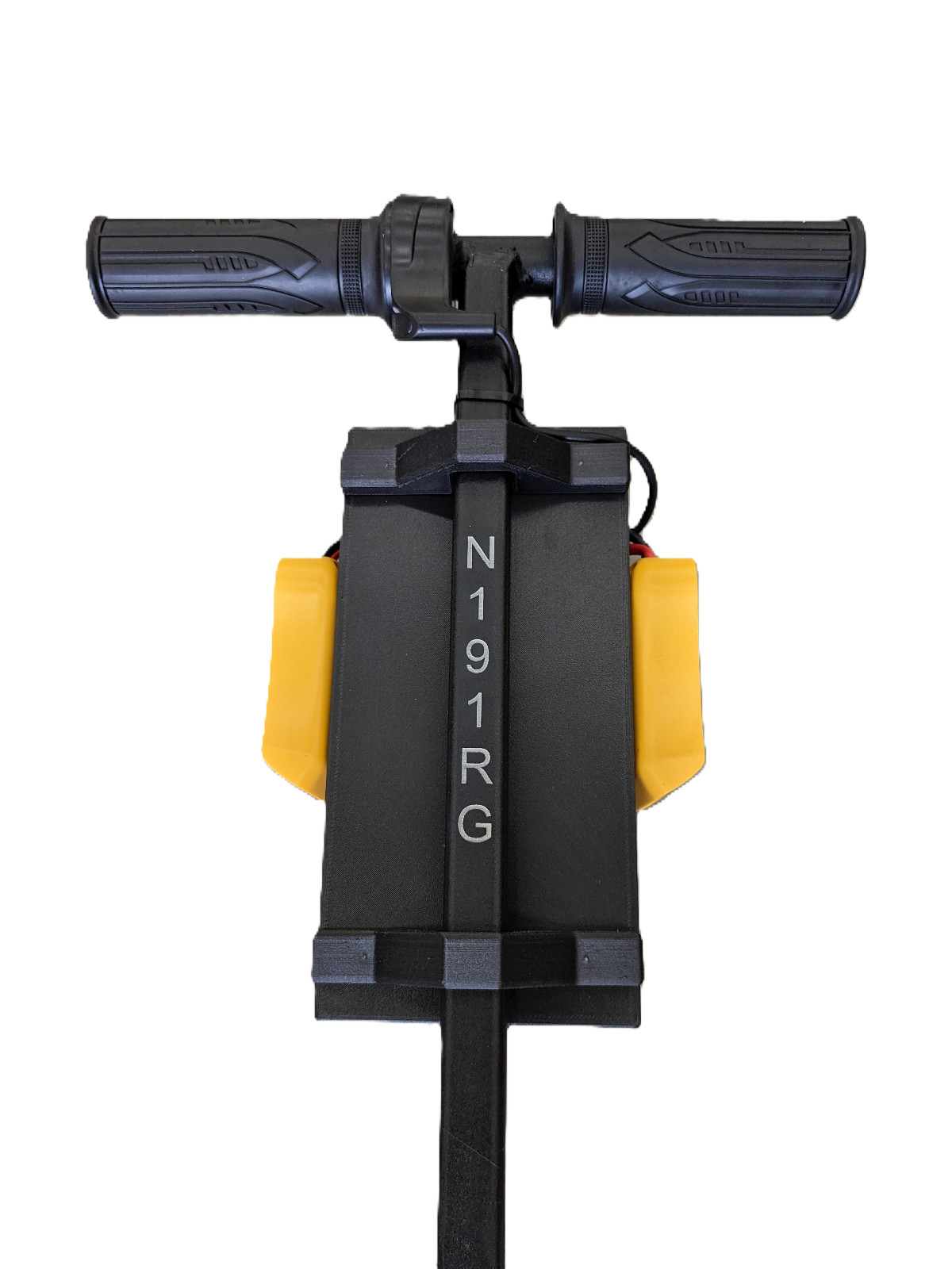 READ DESCRIPTION Powered Tow Bar Tug for Mooney – Mooney Mover
