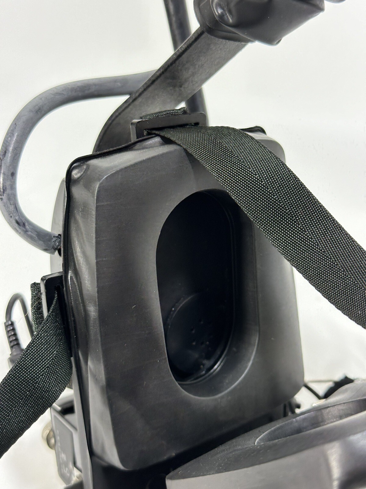 Earmark Series 4 Headset With Vox 130 HR-4 CH: 92/4 In Case with Manual