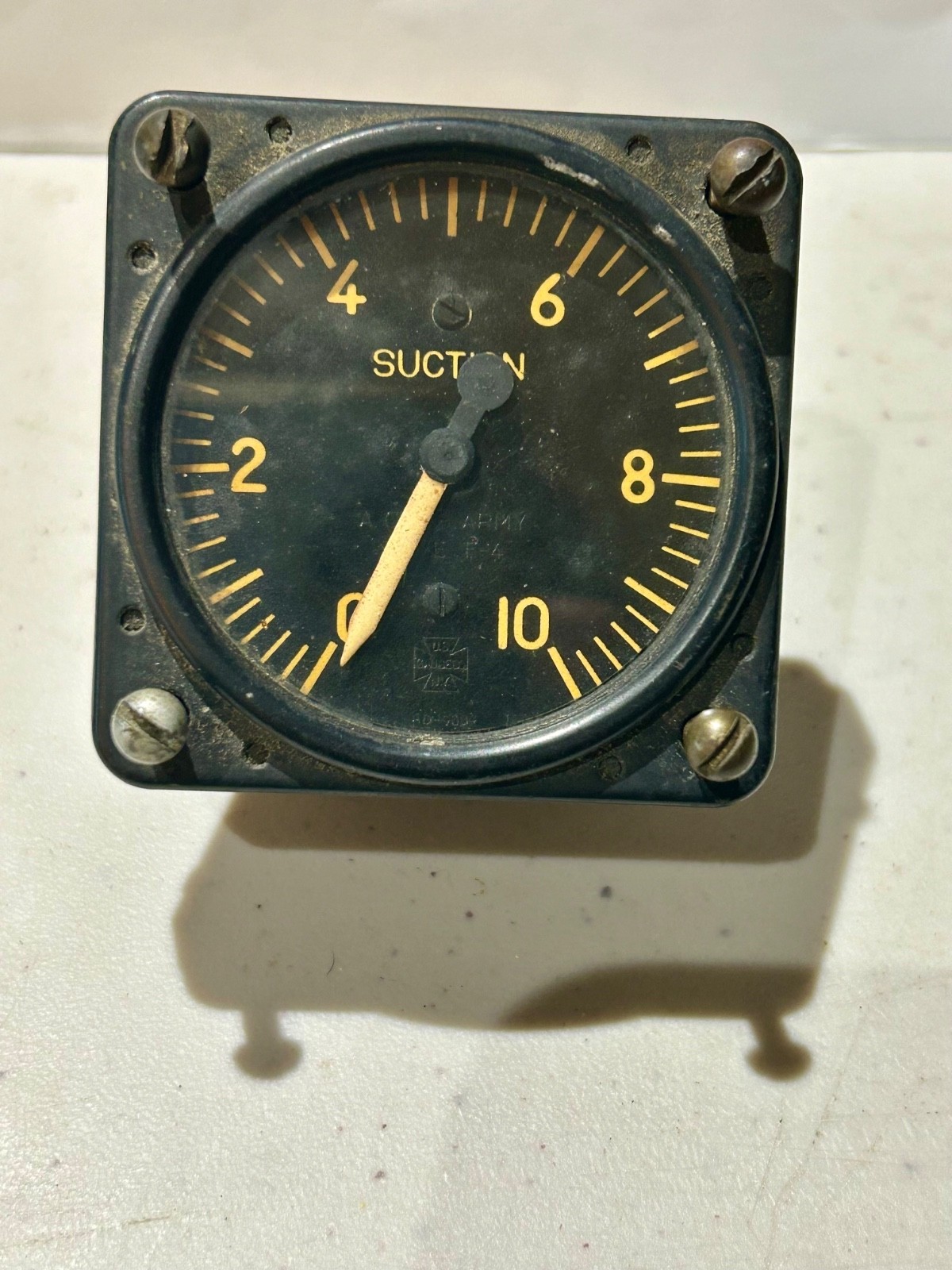 WWII USAAF Aircraft Suction Gauge AW -1 1/8-21-0