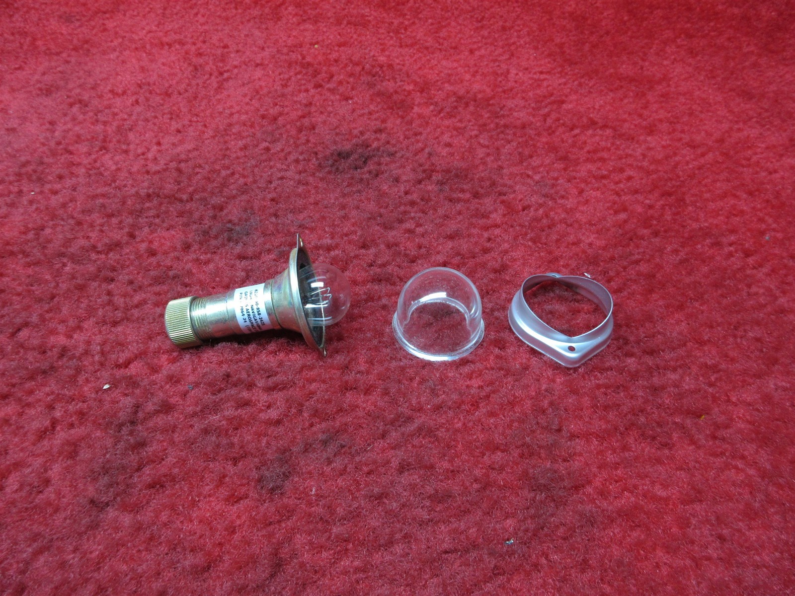 Grimes Tail Light 24V PN A-2064-24, 6220-00-858-2425