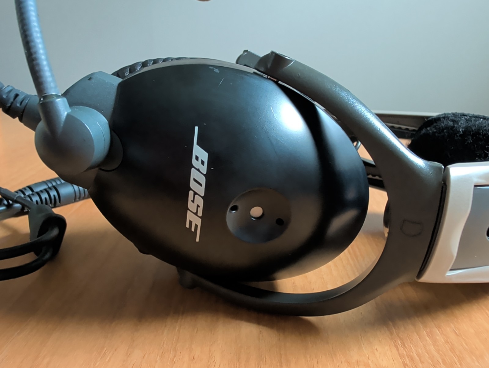 Bose Aviation Headset X AHX-32-01 ANR Pilot Headset Dual Plug w/Case Tested 7/26