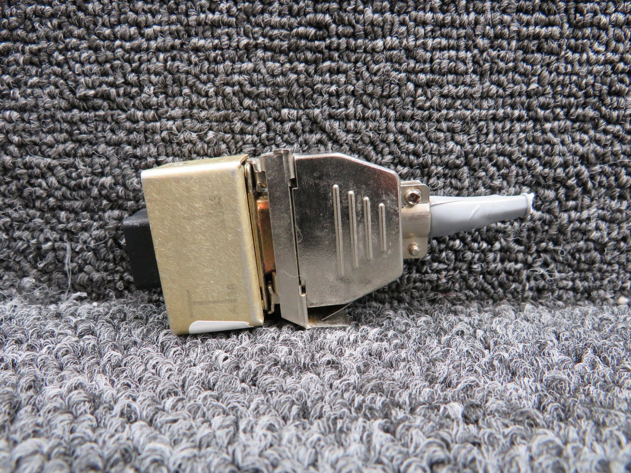 03975 S-Tec Corporation GPSS Heading Unit Switch (Missing Face Plate)
