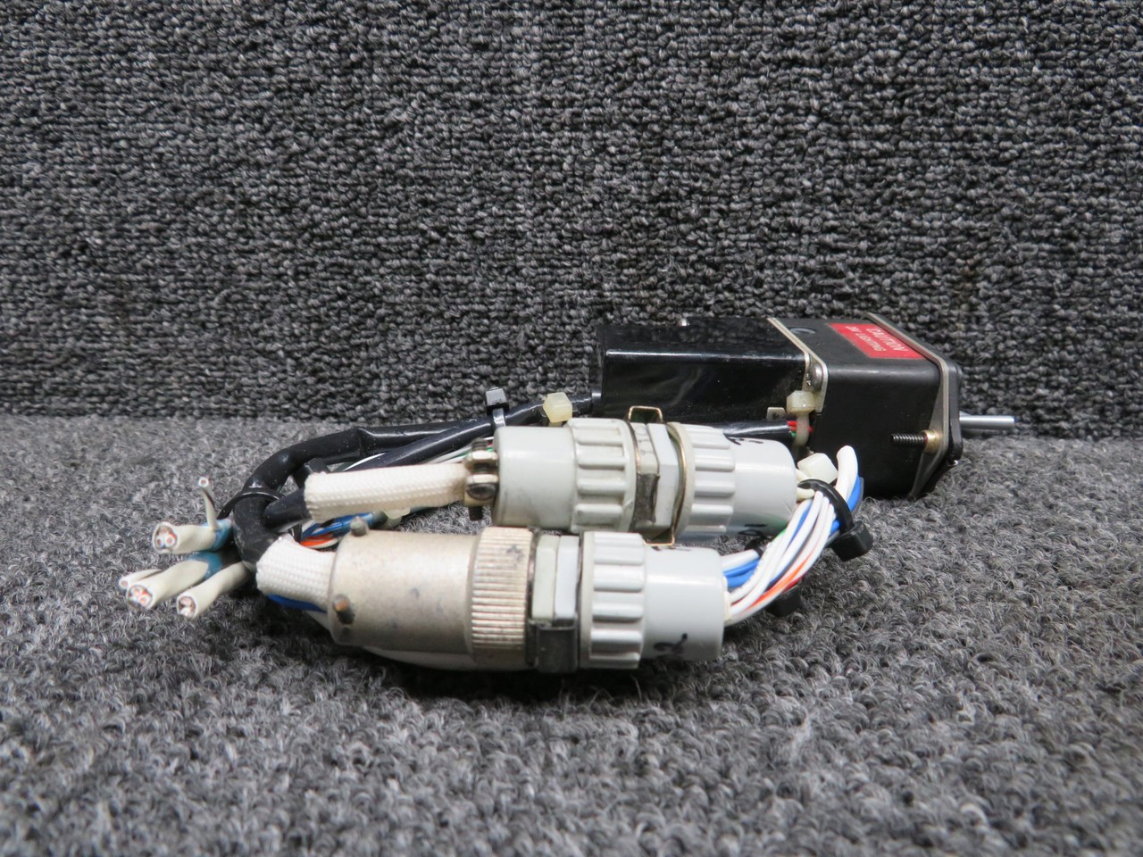 071-1242-01 King Radio KA-51B Slaving Accessory Assembly (Cracked)