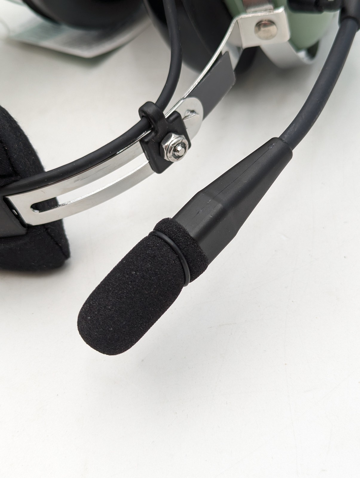 David Clark H10-60 Aviation Headset w/ Built in Mic (40128G-01) Green