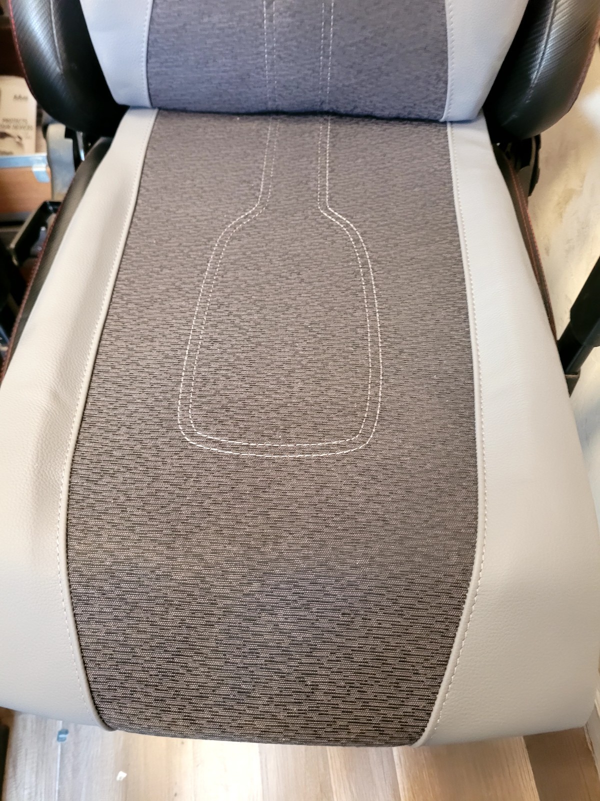 Airbus Helicopter PASSENGER Seat AS350 77141210 350A77141212 H125 H130 350A 355