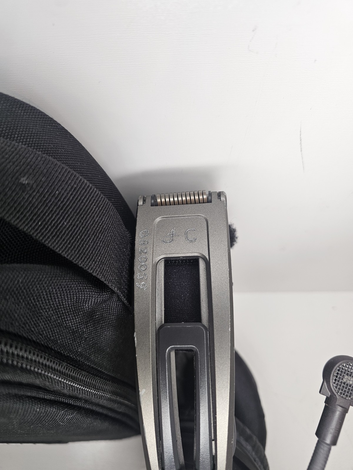 Bose A20 Aviation Headset w/ Bluetooth Dual Plug GA Cable & Carrying Bag
