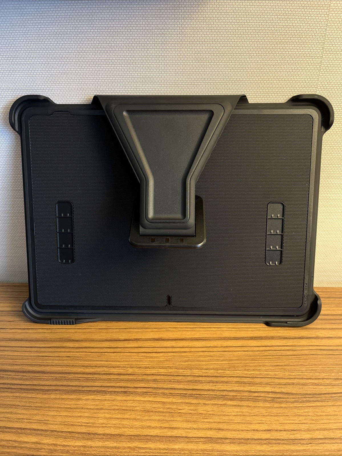 PC-A20A-BLK Flyboys Pivot A20A Case – Fits iPad Air (4th and 5th gen.), iPad Pro