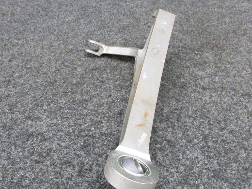 3019-10 Boeing 727 Bracket Assembly (New Old Stock) (SA)